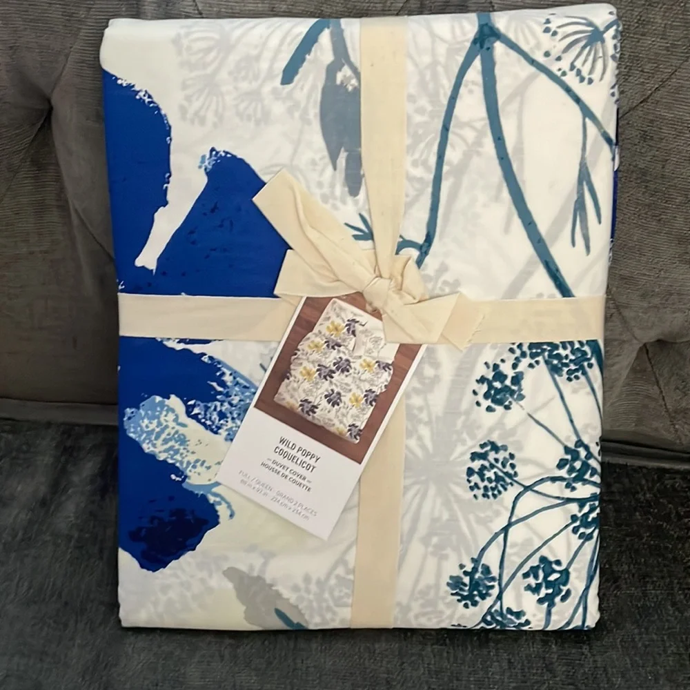 NWT! West Elm Wild Poppy Full Queen Duvet Cover and 2 Standard size Sham